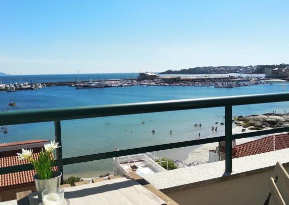 Sanxenxo Apartment | Precioso ático con vistas a pie de playa