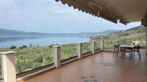 Mytilene Apartment | Presidential Sea View