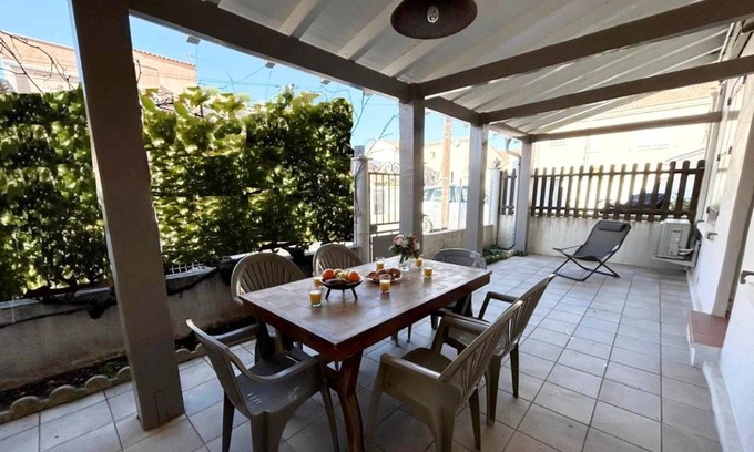 Valras-Plage House | Pretty fisherman's house in the city center