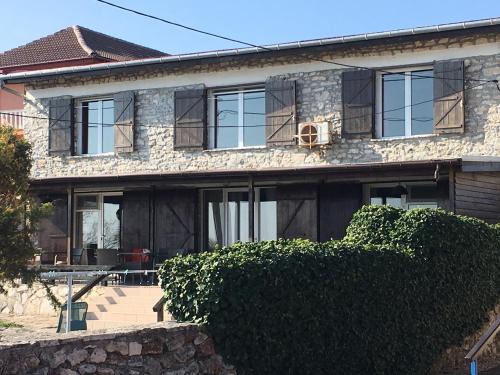 Doua Mai Villa | Prison de la Mer