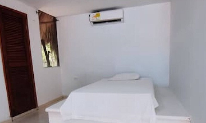 Rosario Islands Cabin | Privare Room 420-Friendly - Full A/C Islas del Rosario.