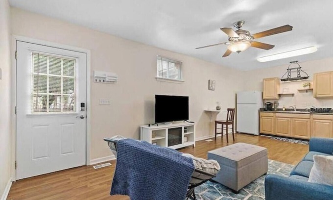 Portsmouth Apartment | Private 1 Bed Apt - Historic Olde Towne Portsmouth