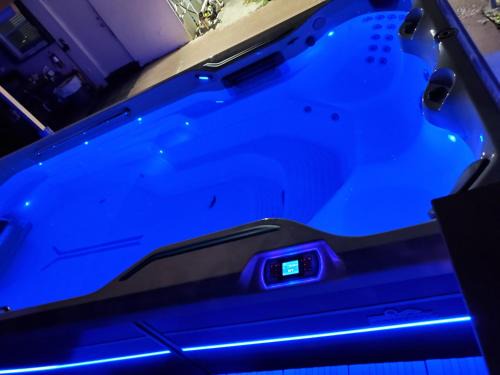 West Park House | Private and beautiful room for vacation