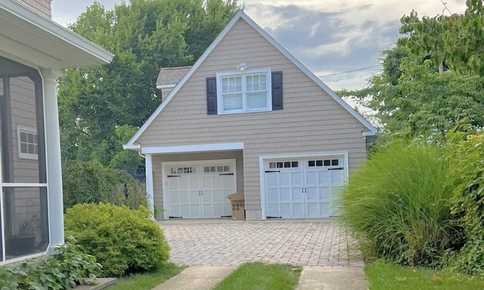 Annapolis Apartment | Private Annapolis Guest Apartment! Walkable to downtown! Location!