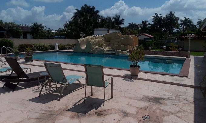 Tamiami Apartment | Private Apartment with pool access