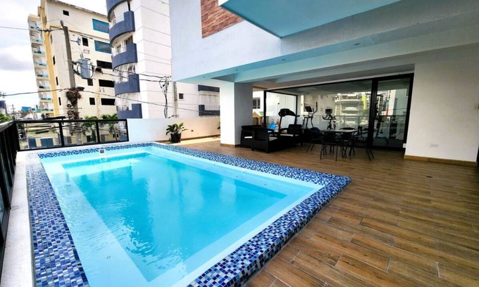Evaristo Morales Apartment | Private apt 2BR, 1 KING bed and pool.n