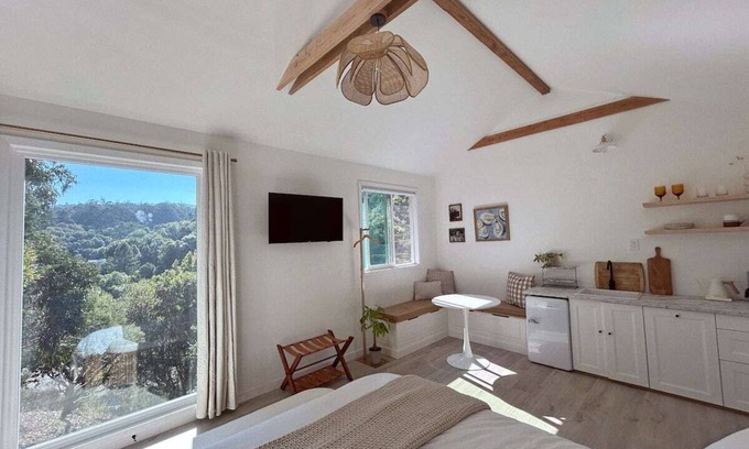 Tamalpais-Homestead Valley House | Private Bungalow in Charming Sausalito with WiFi