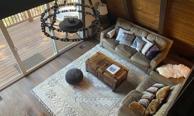 Mi-Wuk Village Cabin | Private cabin in a small mountain town surrounded by pine trees. Snow getaway