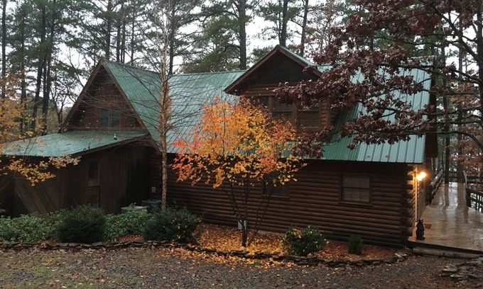 Clinton Cabin | Private Cabin On Greer's Ferry Lake
