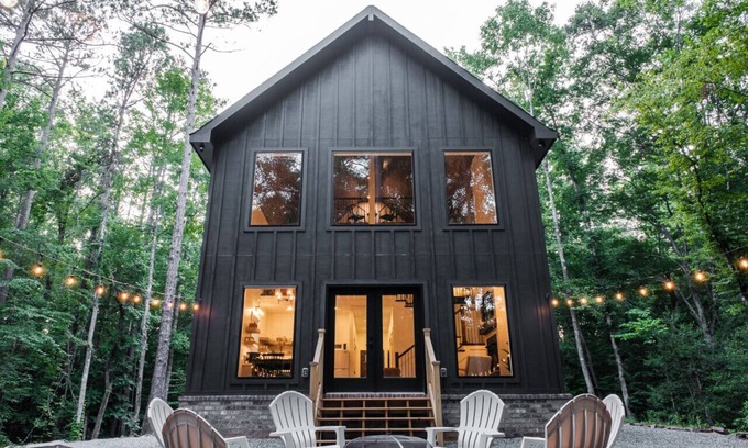 Duncanville Cabin | Private cabin on wooded 20 acres