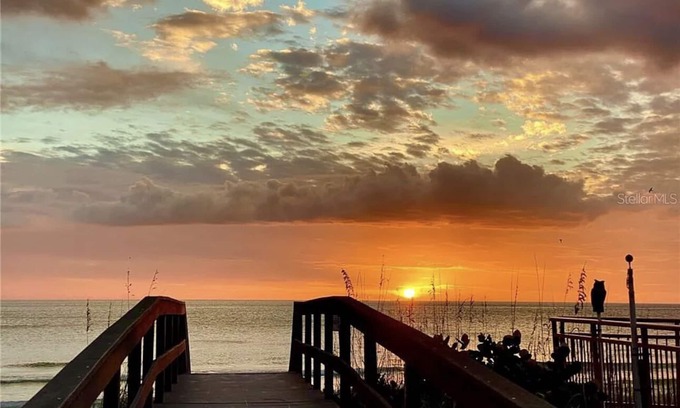 Belle Vista Condo | Private condo just steps to St. Pete Beach. NO Resort fees & free parking