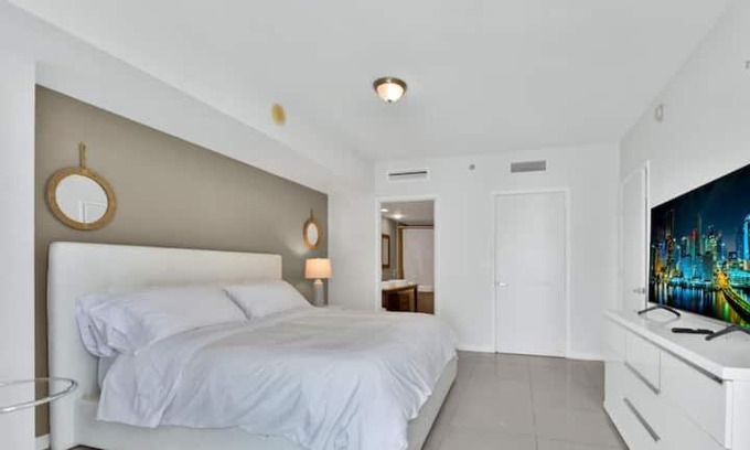 Reeds Apartment | Private condominiums