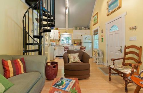 Trenton House | Private Cottage on Lookout Mountain