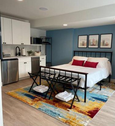 Jefferson Park Apartment | Private, cozy, suite by Mile High Stadium and Downtown Denver!