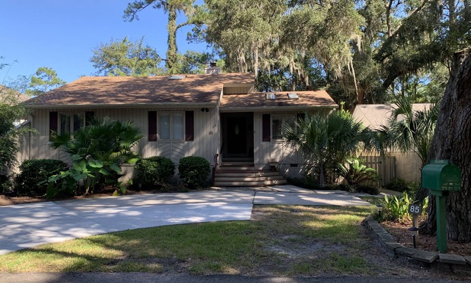 Lawton Woods House | Private End Of Street - Home In Lawton Woods