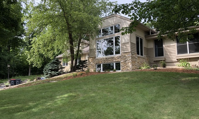 West Bend House | Private estate with tennis court and more