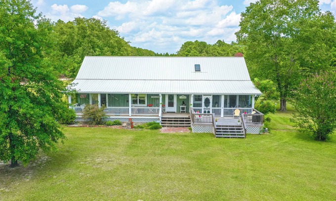 Aberdeen Other | Private farm house minutes to the Carolina Horse Park!