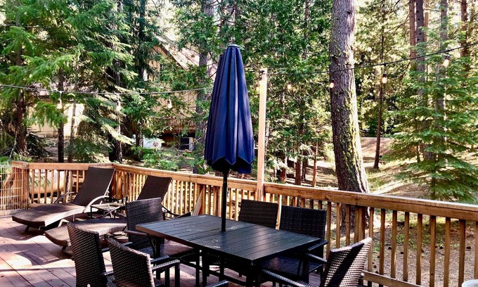 Graeagle House | Private Graeagle home in a Grove of Pines