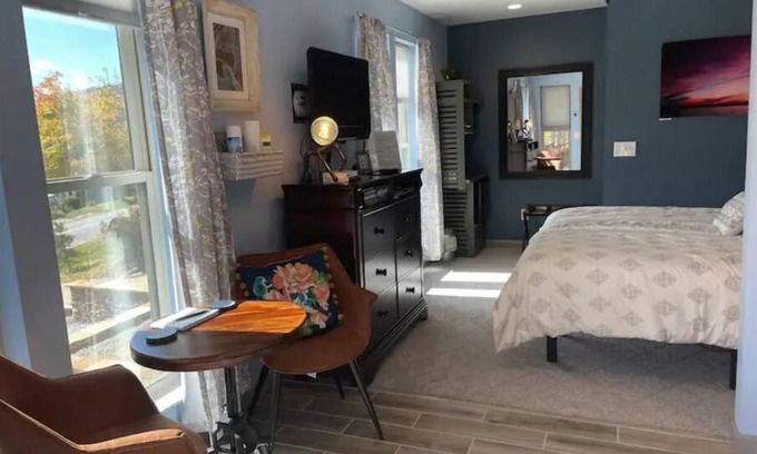 Arden Ski Chalet | Private Guest Suite in the Blue Ridge Mountains with separate entrance