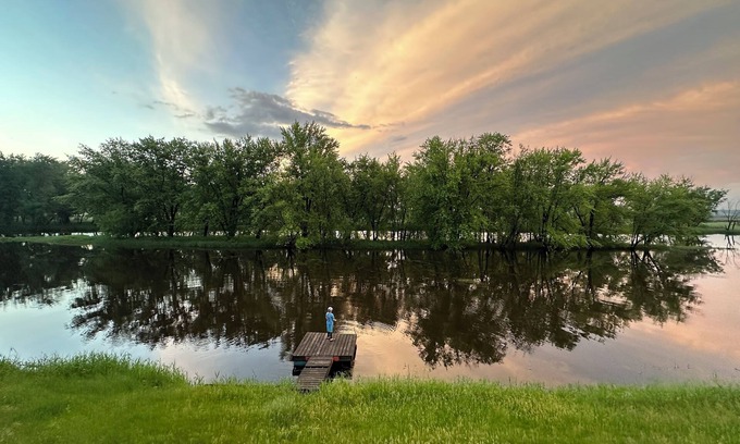 Avoca House | Private Isle-side, Waterfront Retreat with Stunning Views/Pet Friendly