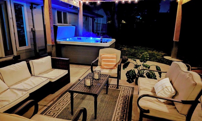 Granite Bay House | Private Oasis w Hot Tub & Pool near Folsom Lake! Parking for Boat and RV!