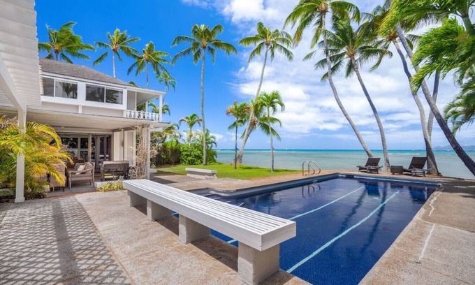 Portlock House | Private Oceanfront 5BR! Family Home Hawaii Kai