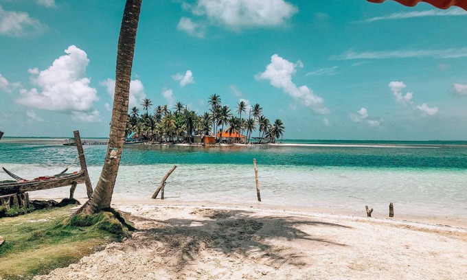 Carti Tupile Boat Rental | Private Over-the-Water Cabin in San Blas including Meals