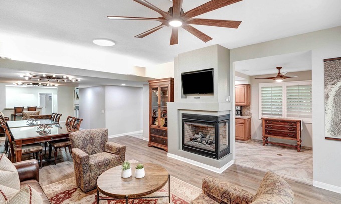 Palm Desert Condo | Private Patio & Shared Pool: Palm Desert Condo!