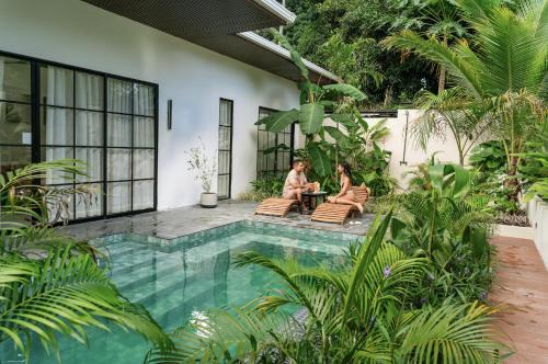 El Palmar Villa | Private Pool Oasis in a Tropical Boutique Villa