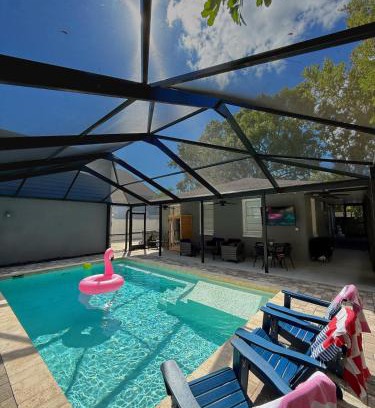 Virginia Park House | Private Pool with Main and Guest House and Sauna