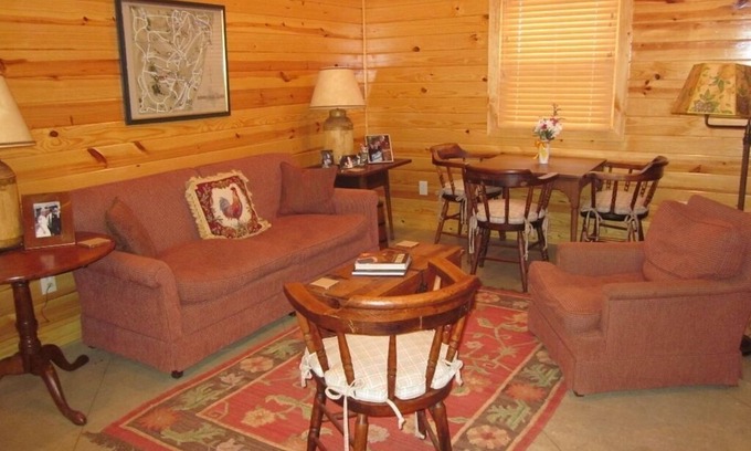 Oxford Cottage | Private & Quaint Barn-Cottage only 6.9 miles from the Oxford Square!