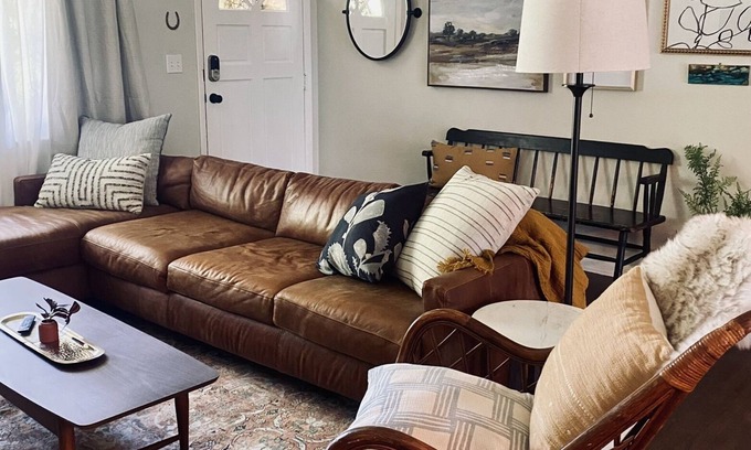 Ocala House | Private Retreat with your dogs: close to WEC