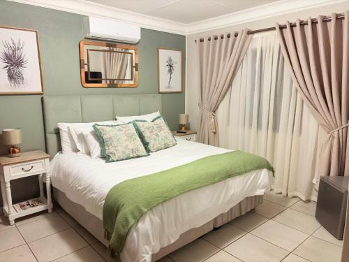 Polokwane Apartment | Private room Skyfall Country Estate
