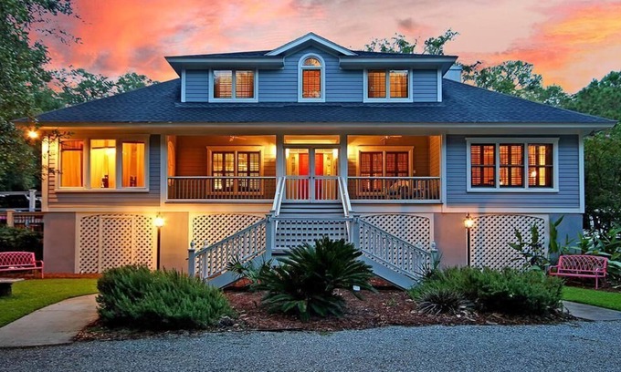 Edisto Island House | Private Showplace w/ Pool; Multiple Decks; Poolside Gazebo; 3 Miles to Beach Access; Cable TV/WiFi