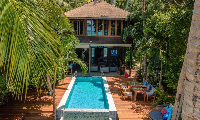 Hin Hong Villa | Private Tropical Beach Front Villa