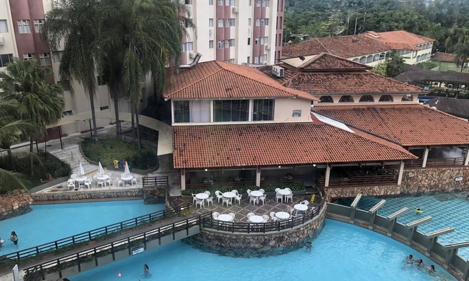 Prive das Caldas House | Privileged location! close to several shops!