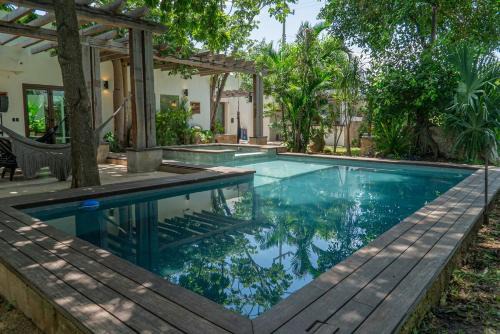 Centro House | Project 52 - Amazing 5 BR house