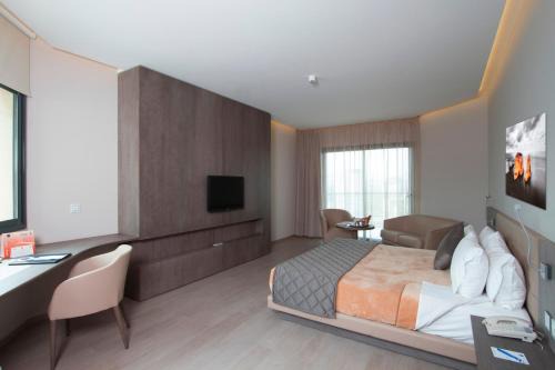 Zalqa Hotel | Promenade Hotel
