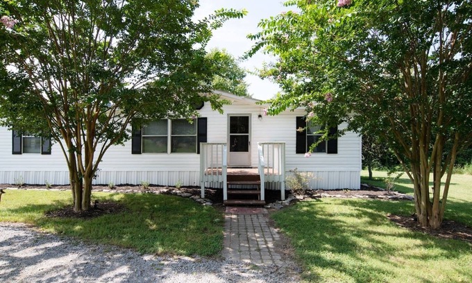 Franklin House | PROMO 5% WEEKLY AND 10% MONTHLY DISCOUNT!nFranklin Farm Cottage