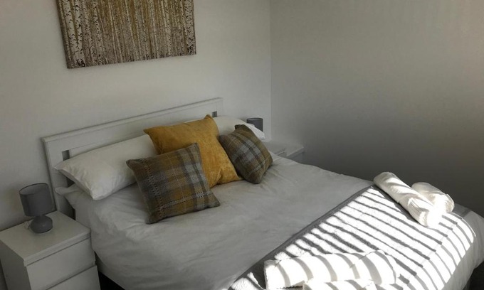 Darlington House | Property Hunter 25