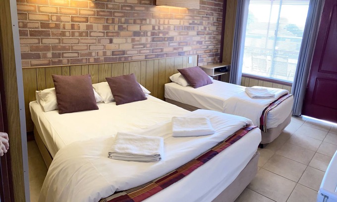 Proserpine Hotel | Proserpine Motor Lodge
