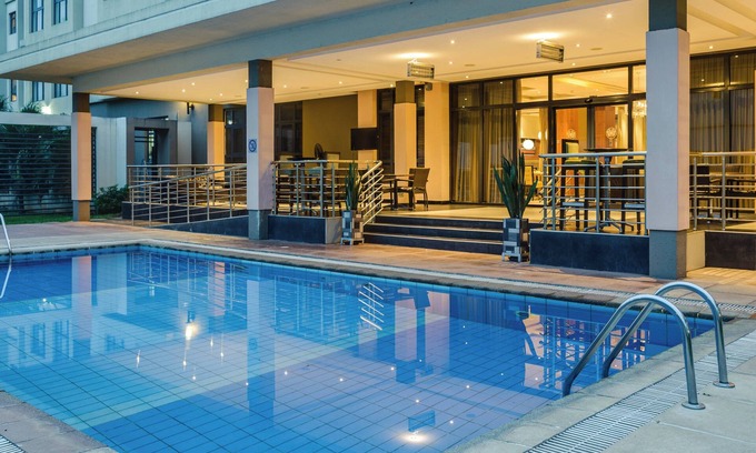 Benin City Hotel | Protea Hotel by Marriott Benin City Select Emotan