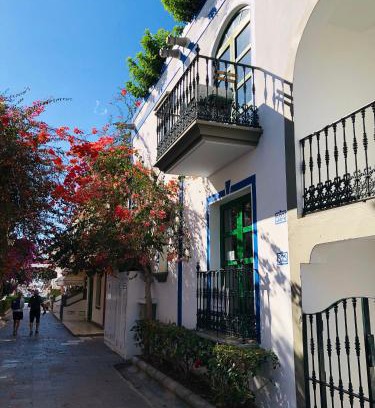 Lomo Quiebre Apartment | Puerto de Mogan - Little Venecia Harbour Apt 324 with 40sqm rooftop terrace, Scandinavian interior - Gran Canaria