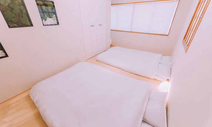 Minamisenba House | Puff Cloud House with Private Sauna