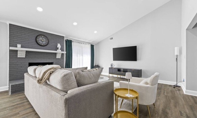 Charlotte House | Quail Ridge: 3BR House