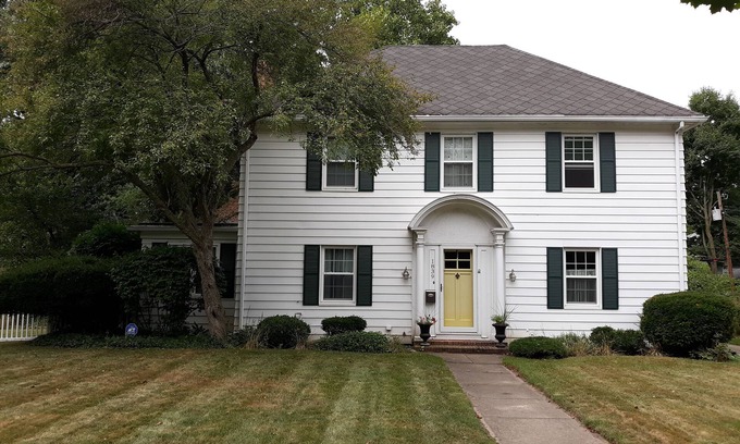 South Bend House | Quaint 4BR-home in historic Marquette Park. Less than 2 miles from Notre Dame.