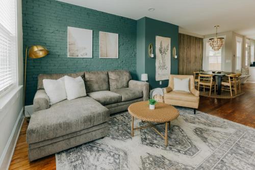 Lancaster House | Quaint Boho Home in Lancaster City