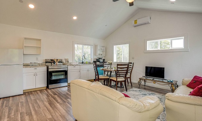 Concord House | Quaint Concord Home w/Covered Porch: Near Hiking