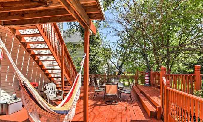 Lorain Apartment | Quaint & Cozy Retreat < 1 Mi to Lakeview Park