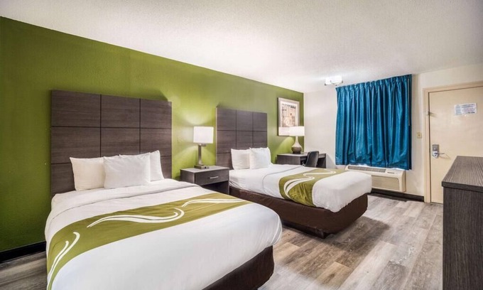 West Columbia Hotel | Quality Inn Columbia Airport